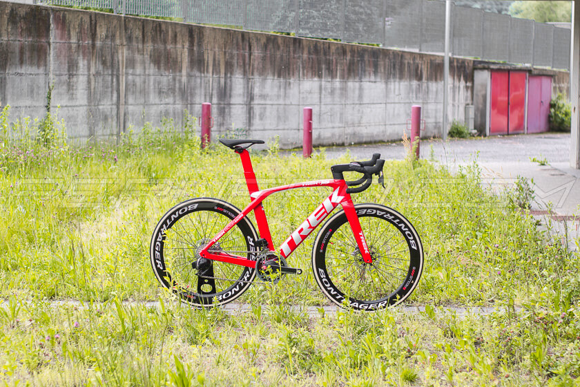 Trek Madone SLR Segafredo - Trek Factory Racing Sram eTap AXS 12 Speed