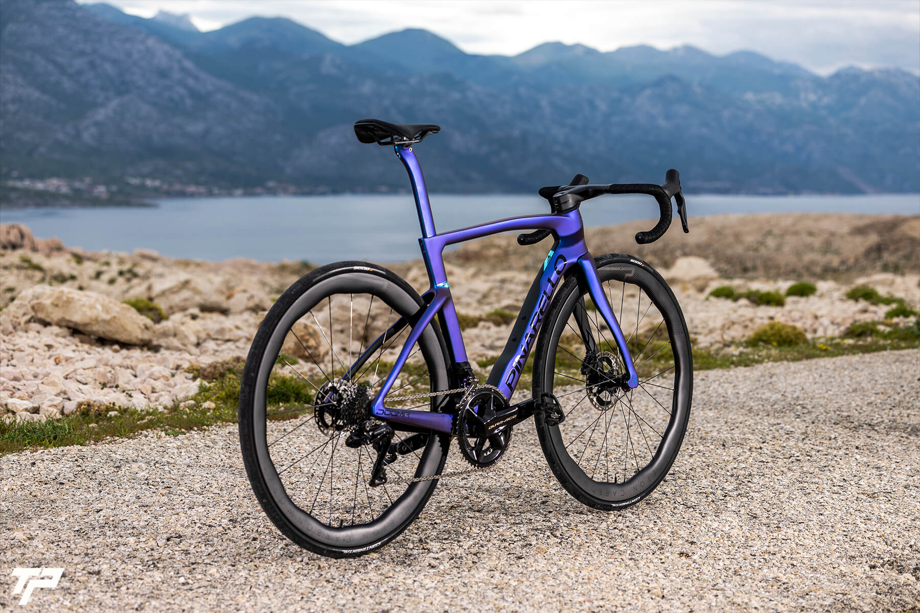 New Pinarello Dogma F: an icon of cycling renewing it's myth