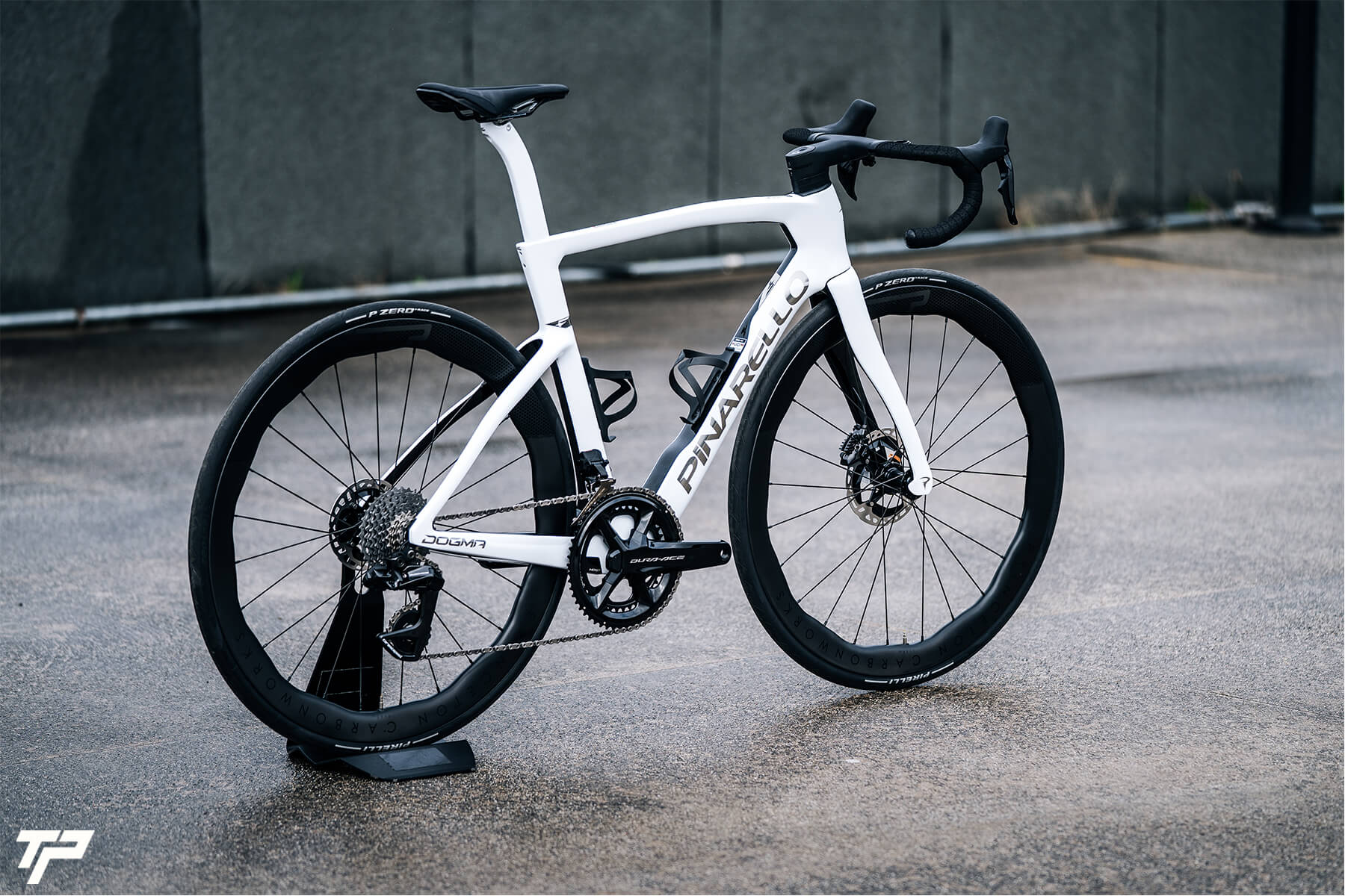 Pinarello New Dogma F: on the edge of performance