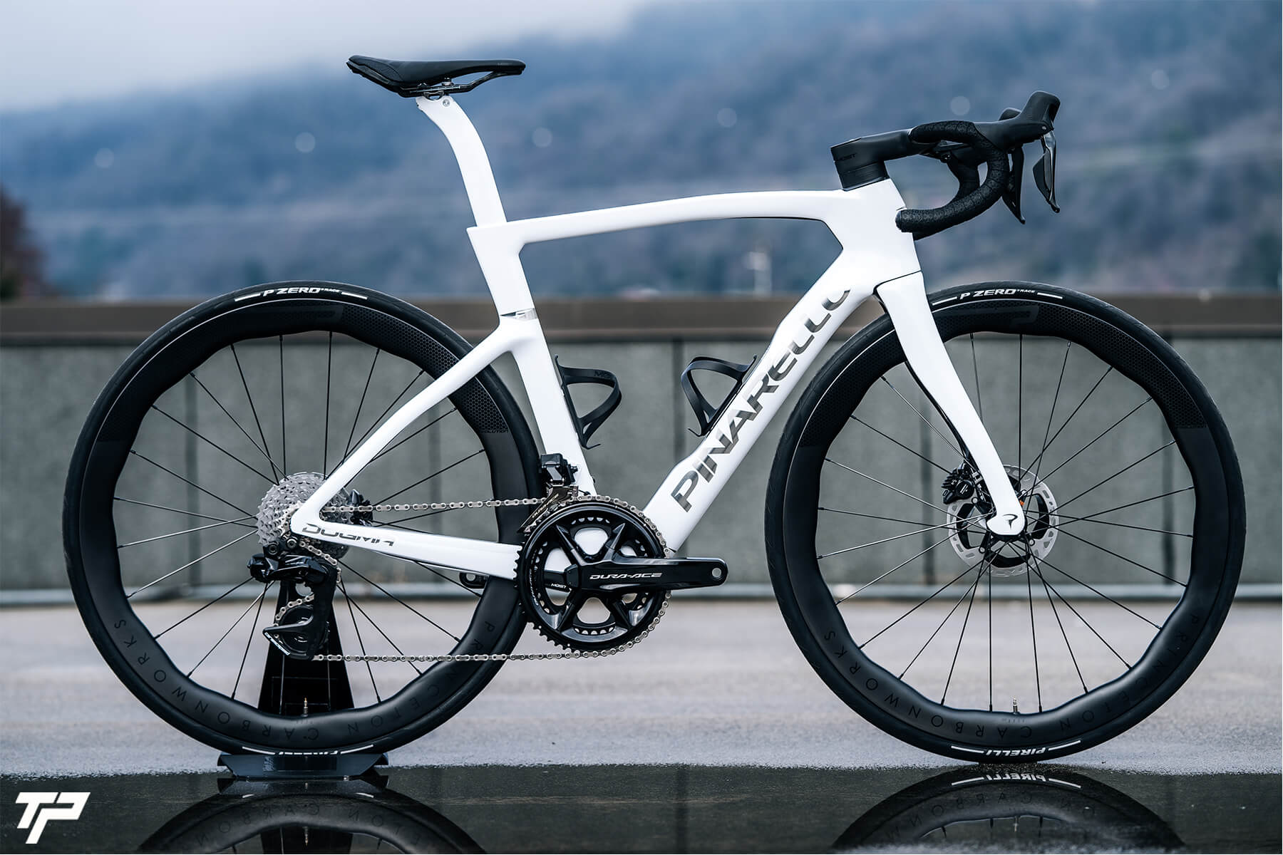 Pinarello New Dogma F: on the edge of performance