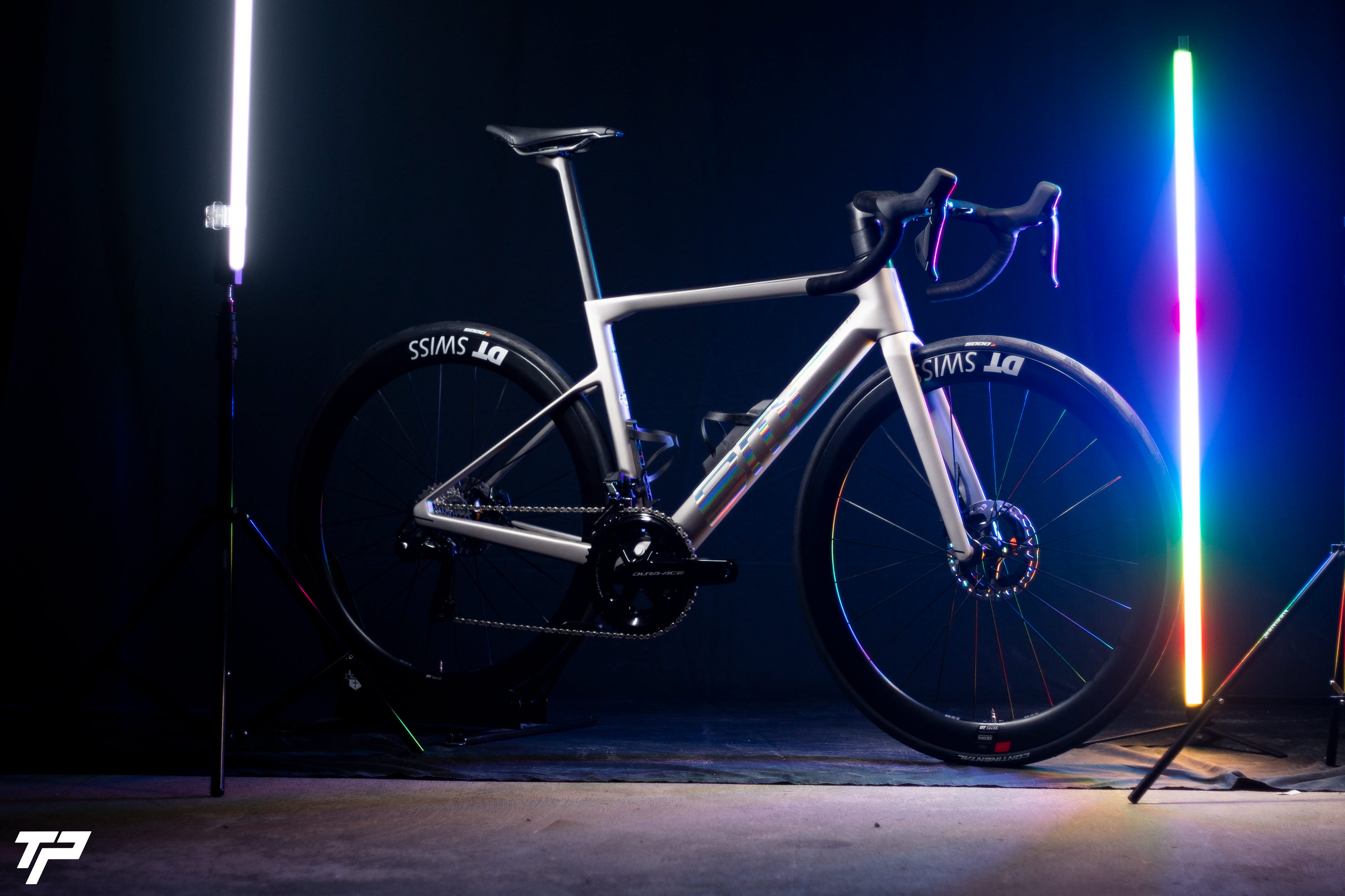 BMC TEAMMACHINE SLR01: BORN TO COMPETE