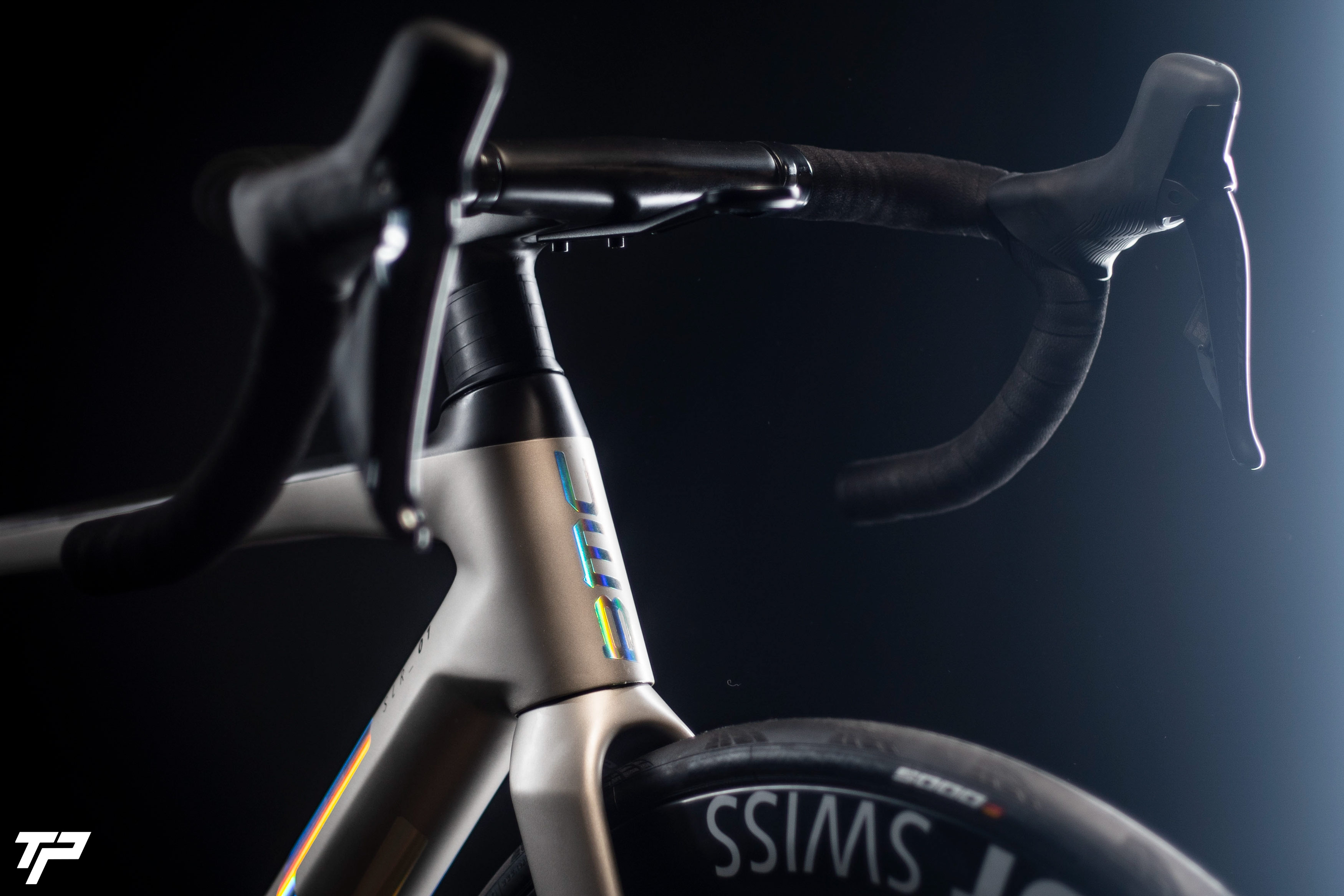 BMC TEAMMACHINE SLR01: BORN TO COMPETE