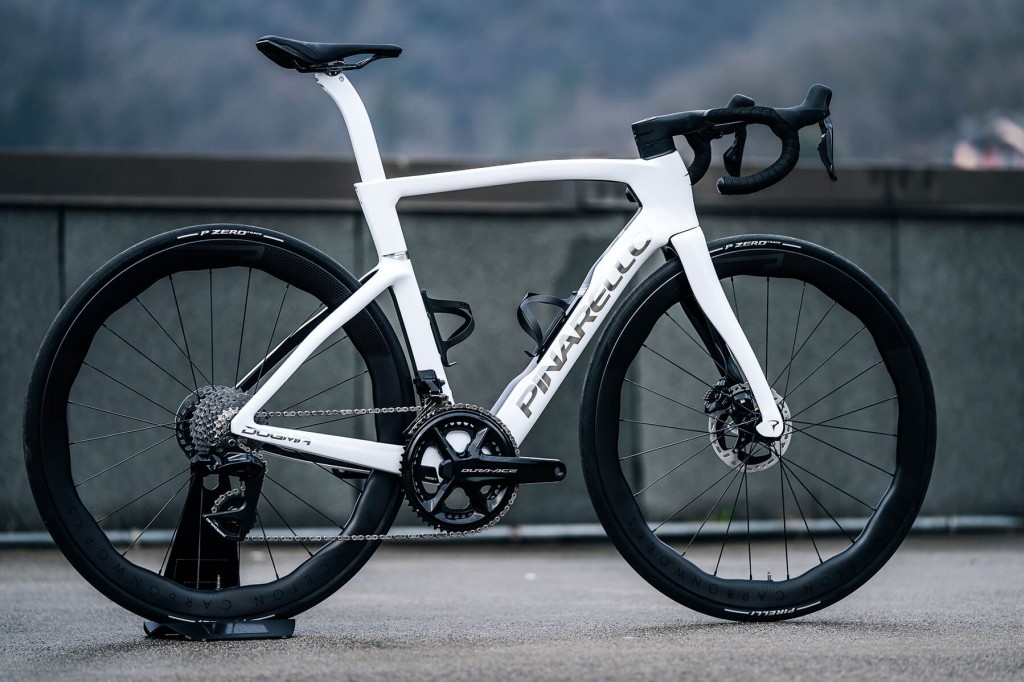 Pinarello New Dogma F: on the edge of performance